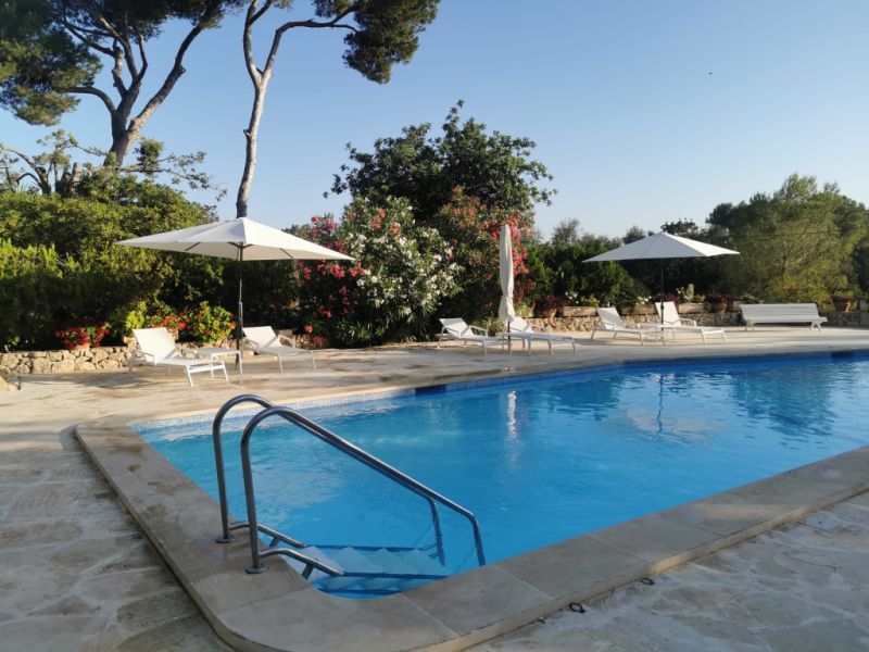 Möblierte Wohnung mit Meerblick ab sofort frei.