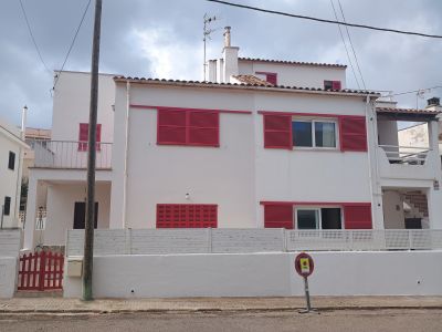 Furnished ground-floor apartment with terrace and AC; fireplace in Colonia St Jordi .-.. AP 160