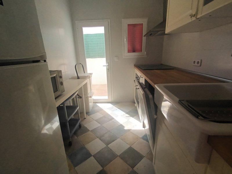 Furnished ground-floor apartment with terrace and AC; fireplace in Colonia St Jordi .-.. AP 160