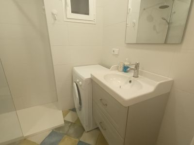 Furnished ground-floor apartment with terrace and AC; fireplace in Colonia St Jordi .-.. AP 160