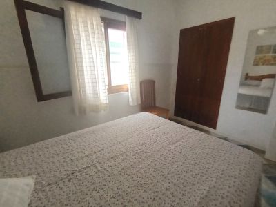 Furnished ground-floor apartment with terrace and AC; fireplace in Colonia St Jordi .-.. AP 160
