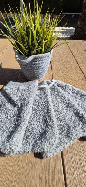 Moeve Superwuschel Premium Handtuch-/Duschtuch,Waschhandschu-Set inkl. Badvorleger (NP: 330 €)