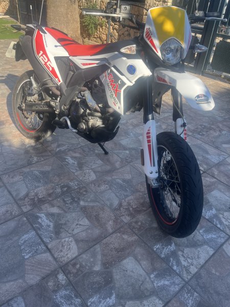 Mondial SMX 125