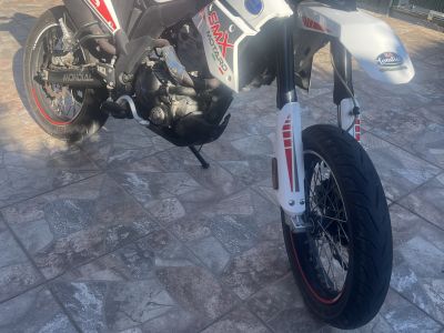 Mondial SMX 125