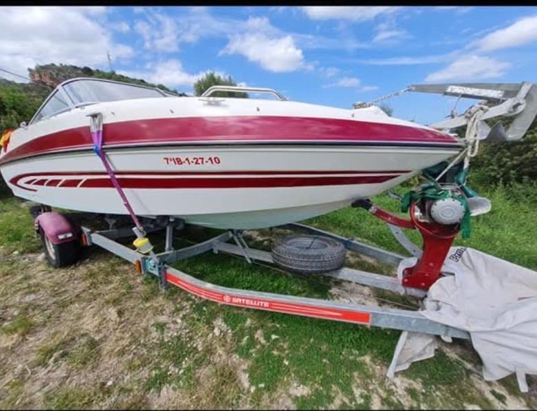 Motor Boot zu verkaufen mit Trailer