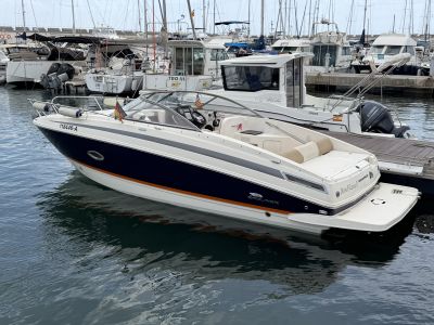 Motorboot Bayliner 742