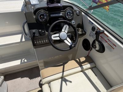 Motorboot Bayliner 742