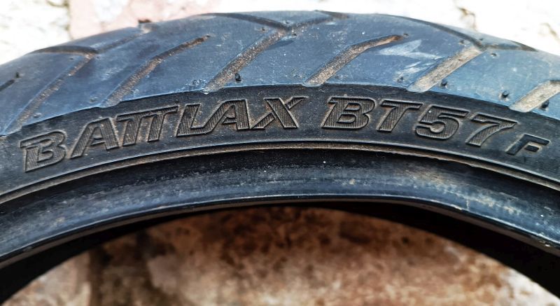 Neumático de moto 120 / 60 ZR17 55 W Neumático de moto BRIDGESTONE BATTLAX BT 57