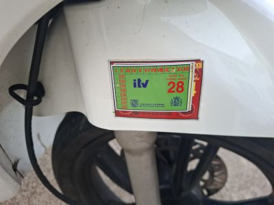 Peugeot 125 Tweet Scooter