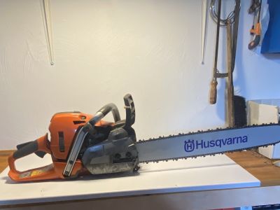 Chainsaw, HUSQVARNA 562XP 5HP