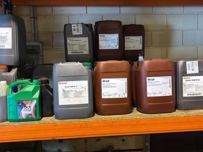 Engine stand (SEALY) & other items