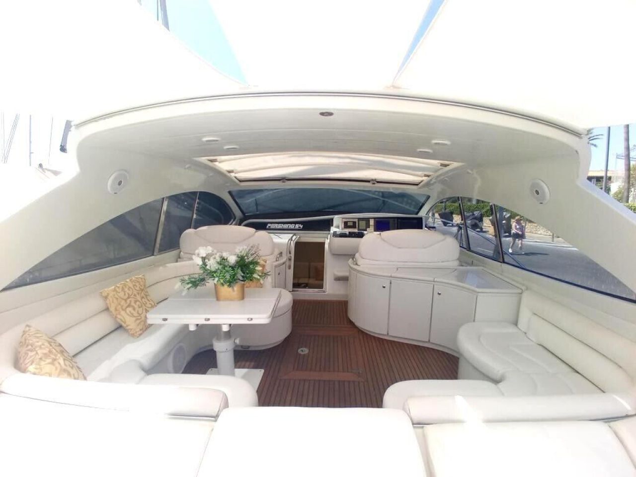 Motoryacht Motorboot Powerboot Pershing 54 Tausch mit Immobilie Boot Yacht  Auto möglich