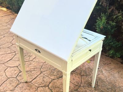Mesa de dibujo multifuncional de estilo Luis XVI