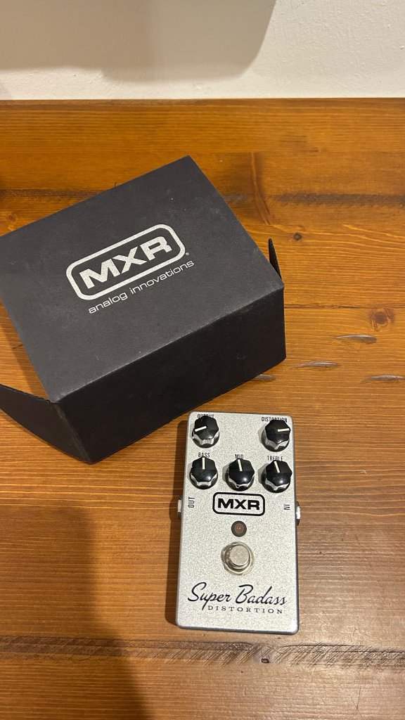 Pedal de Distorsión MXR Super Badass