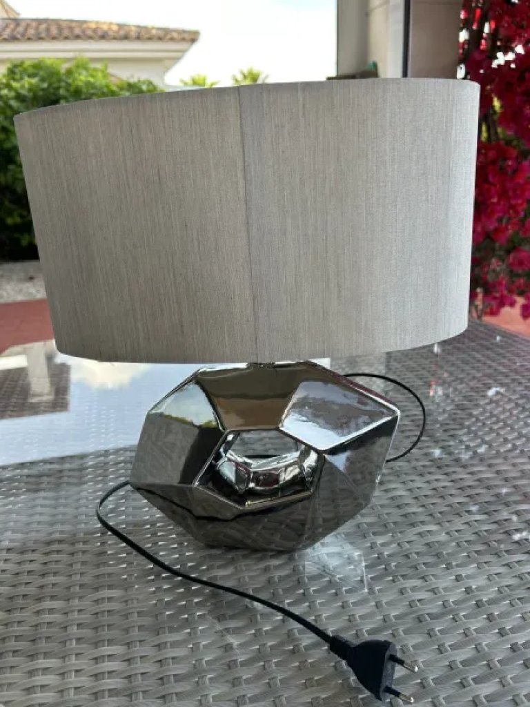 Bedside lamp