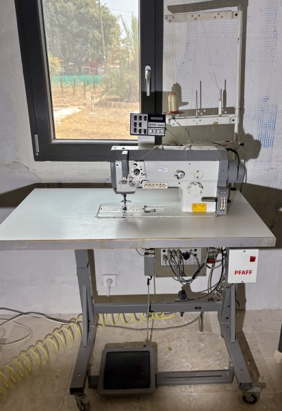 Nähmaschine Pfaff 901-1425 -121/012 - Dreifachtransport
