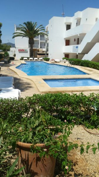 Nice apartment right on Cala Ferrera -- AP 10