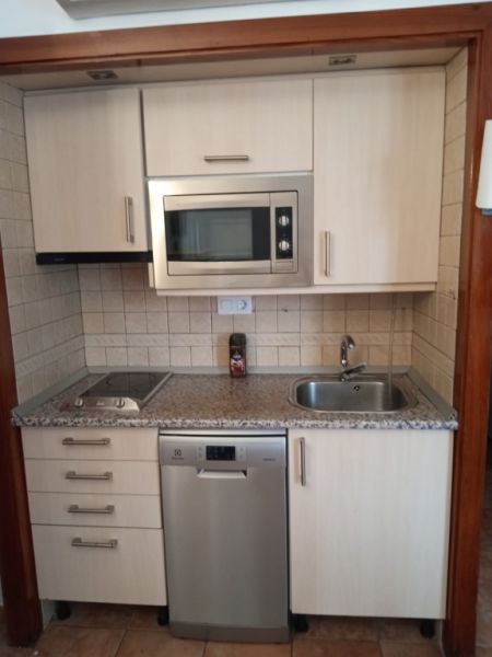 Nice apartment right on Cala Ferrera -- AP 10