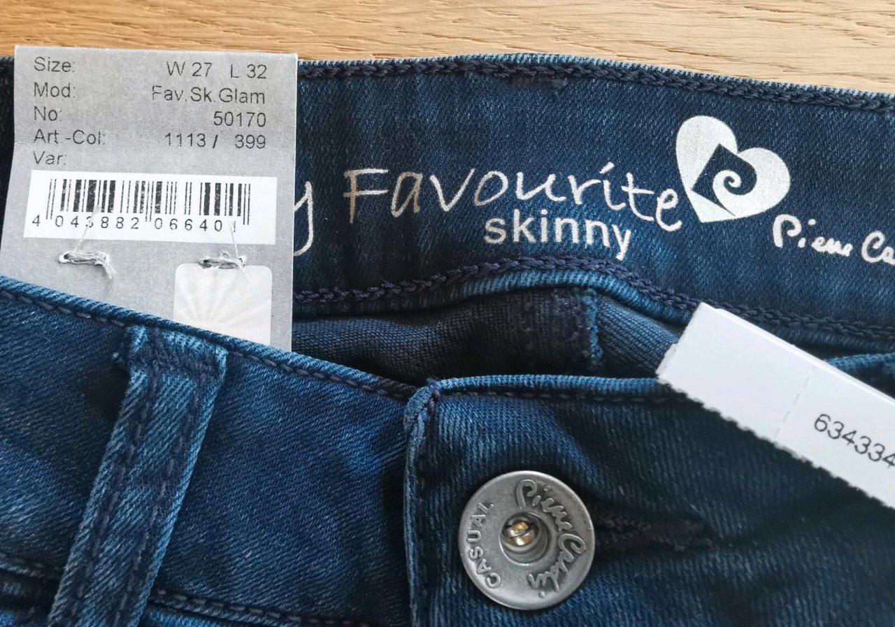 NEU! Edle Jeans von PIERRE CARDIN, Gr.27/32, Blau NEU!