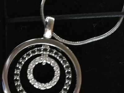 ¡NUEVO! Elegante cadena de plata de ley 925, colgante con strass ¡NUEVO!