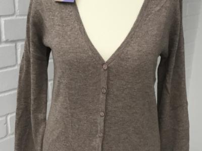 NEU! Edle Strickjacke von“ASSUILI“Italy, Gr.M, Cashmere Seide NEU!