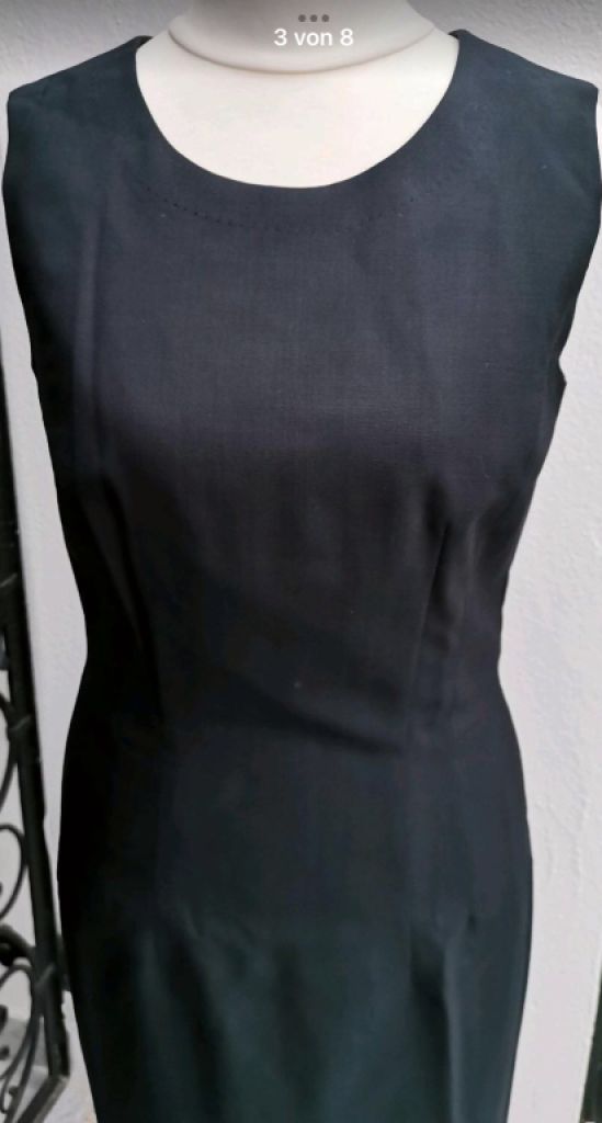 NEW! Elegant sheath dress by designer "St.Emile", size 34/36 black NEW!