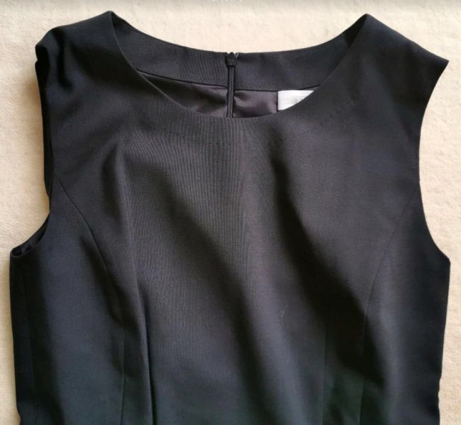 NEW! Elegant sheath dress by designer "St.Emile", size 34/36 black NEW!