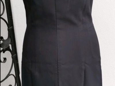 NEU! Edles Etuikleid des Designers St.Emile, Gr.34/36, Schwarz NEU!