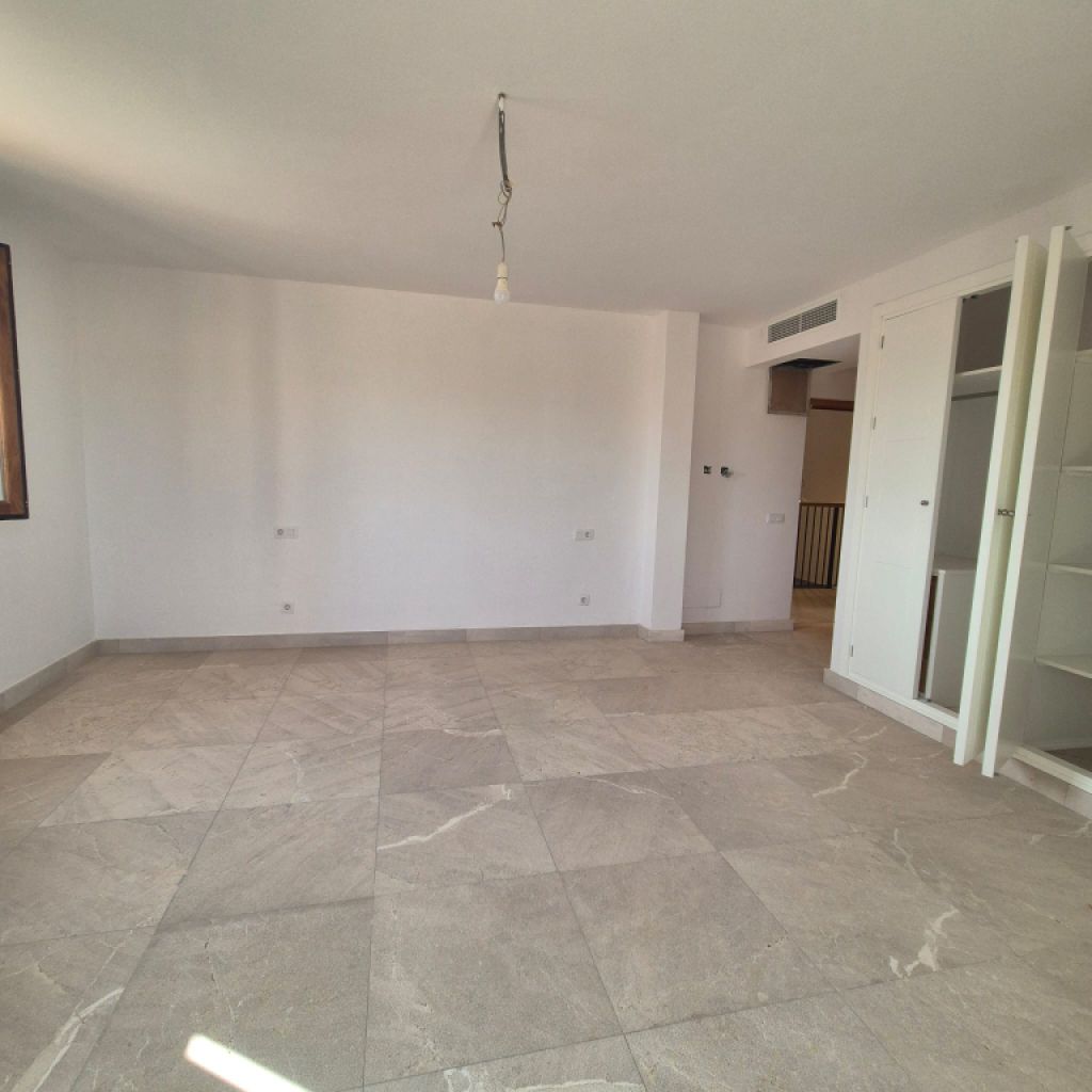 Newly built rustic finca with views of the Serra de Tramuntana – Inca