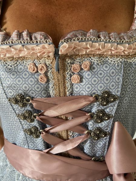 Neu KRÜGER Dirndl Größe 42 Tracht Stickerei