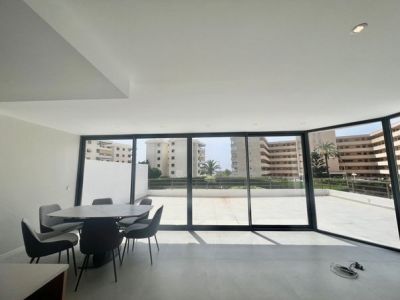 Apartamento recién reformado en el puerto de Portals