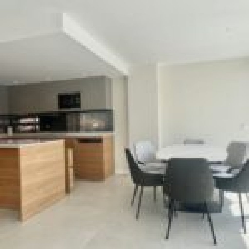 Apartamento recién reformado en el puerto de Portals