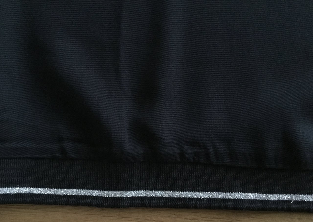 NEU! Schönes Shirt von STREET ONE, Gr.34/36, Schwarz/ Silber NEU!