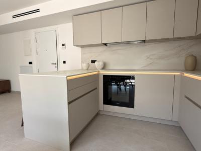 Neubau-Dachgeschosswohnung in Santa Catalina