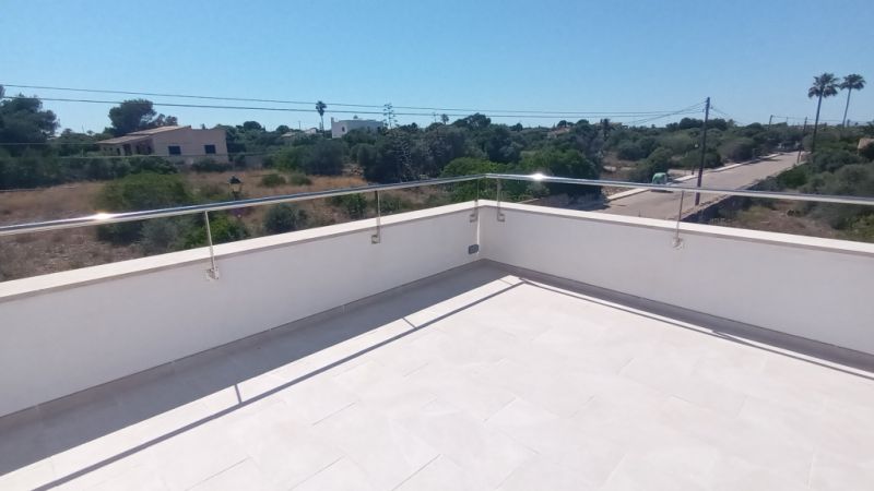 Chalet de nueva construcción con todas las comodidades y piscina en Cala Santanyí -- CH 21