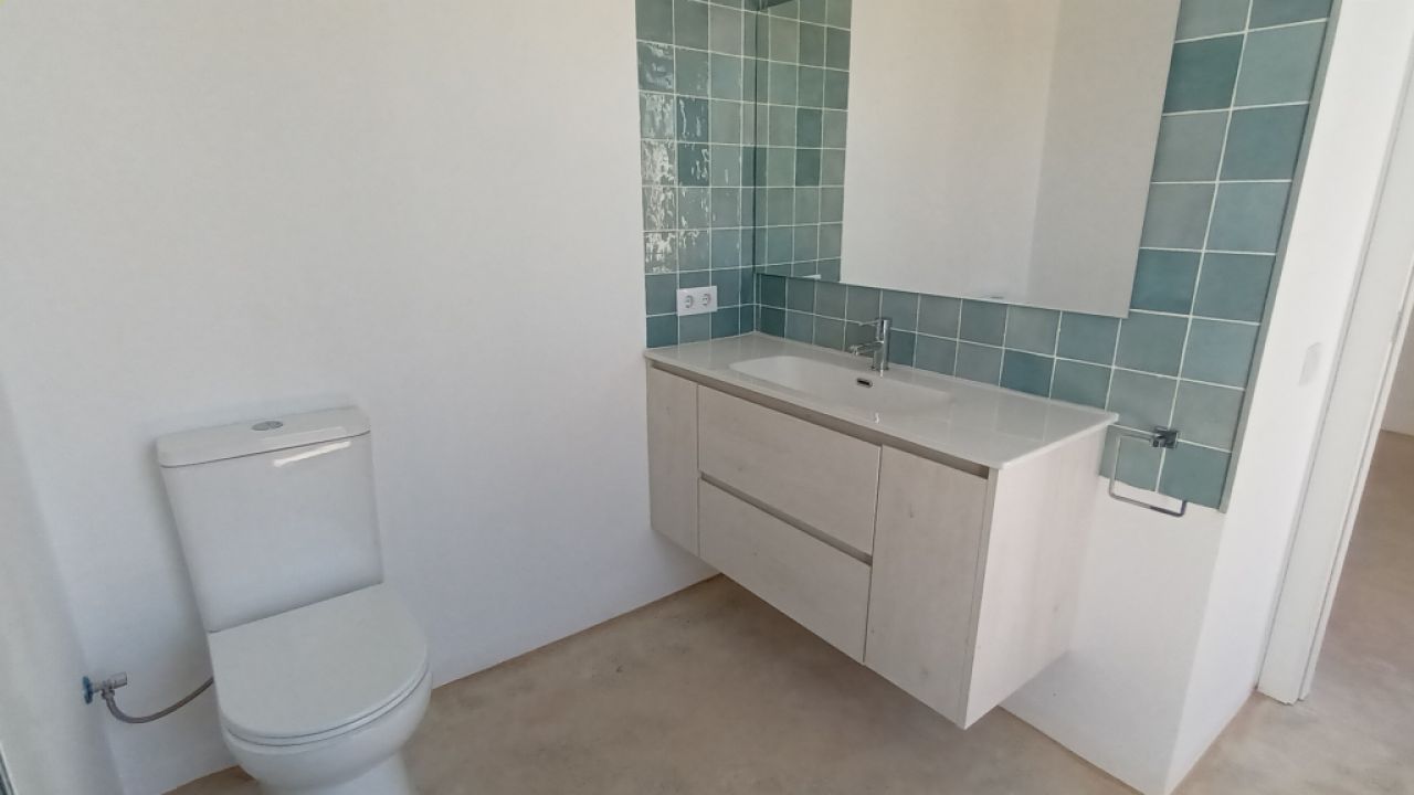 Chalet de nueva construcción con todas las comodidades y piscina en Cala Santanyí -- CH 21