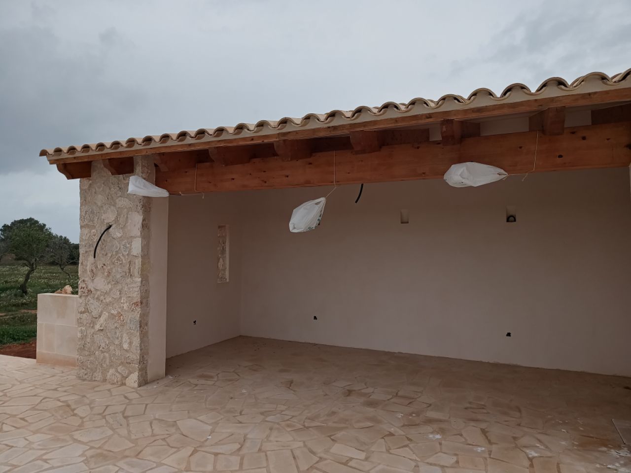 Neubaufinca auf 2 Etagen mit allen Extras zwischen LLombards und Leuchtturm S Salines -- F 13 VK