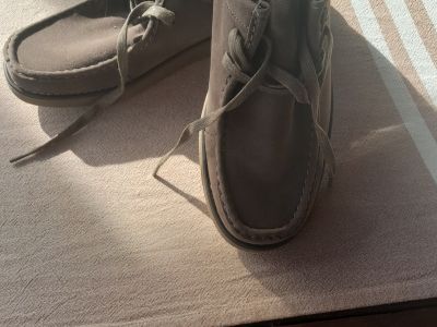Nuevos zapatos de hombre marrones, talla 43 disponibles