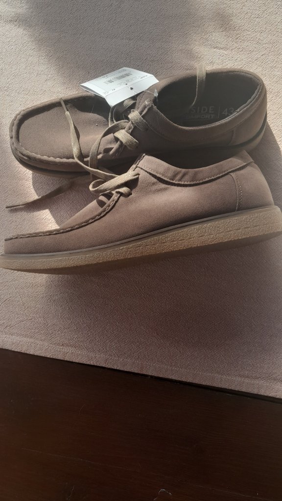 Nuevos zapatos de hombre marrones, talla 43 disponibles