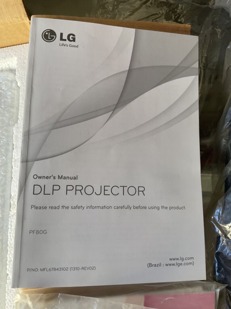 nuevo proyector LG DPL PF80G