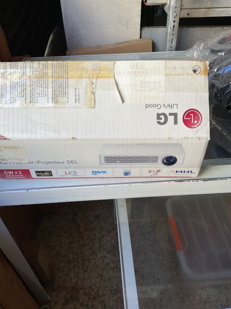 nuevo proyector LG DPL PF80G