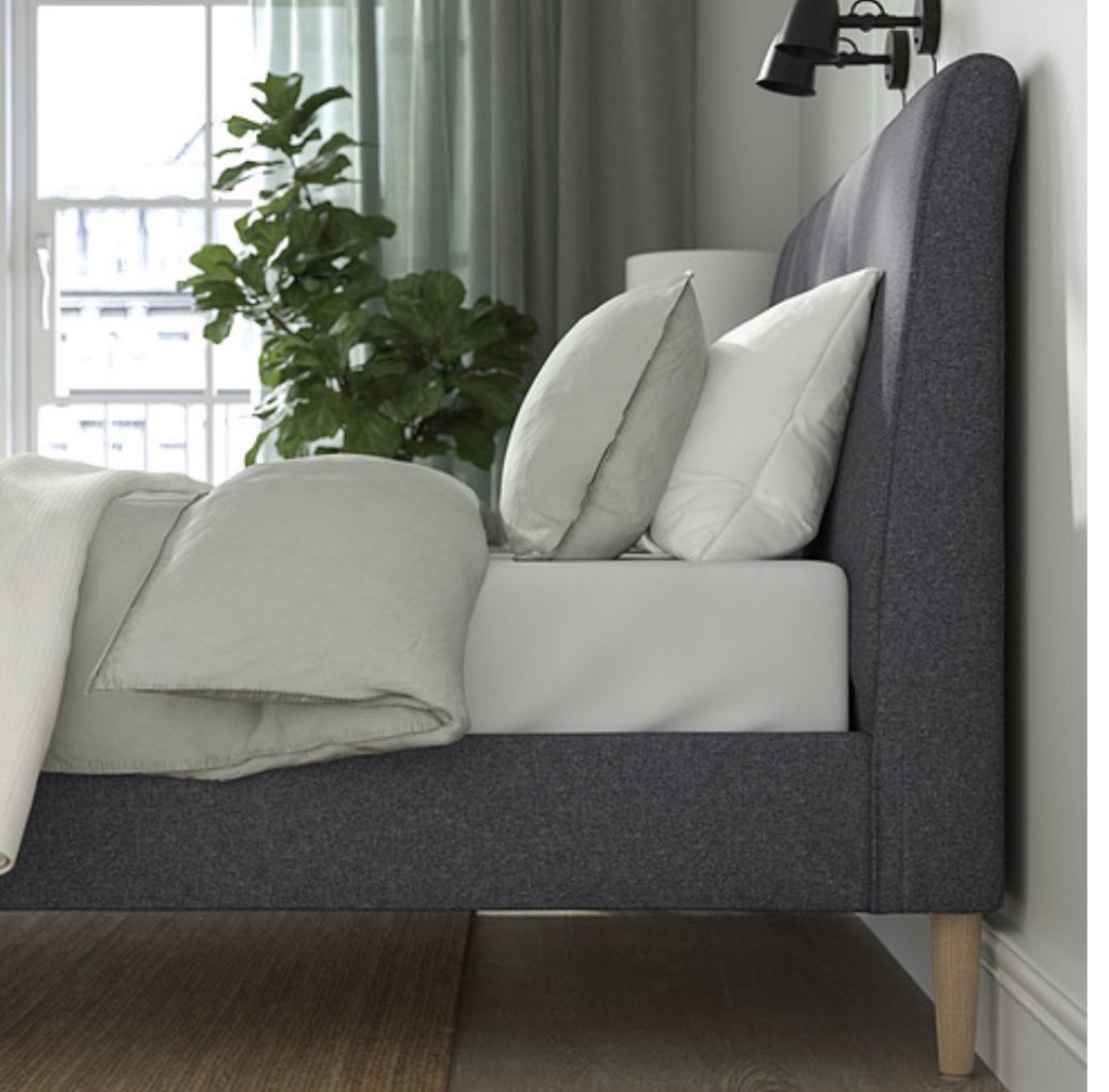 Neues Queensize-Bett-Set