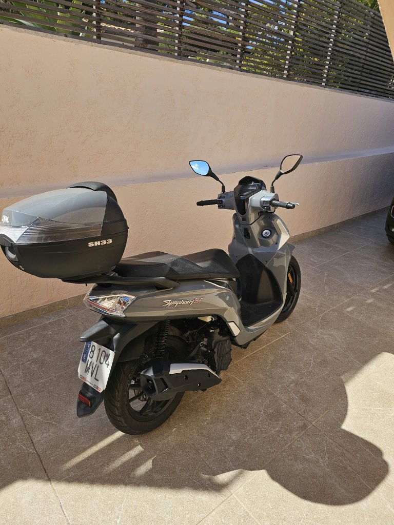Like-new SYM Symphony ST 125cc scooter for sale