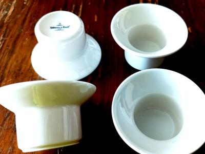 Like-new café set made of high-quality hand-painted ceramic