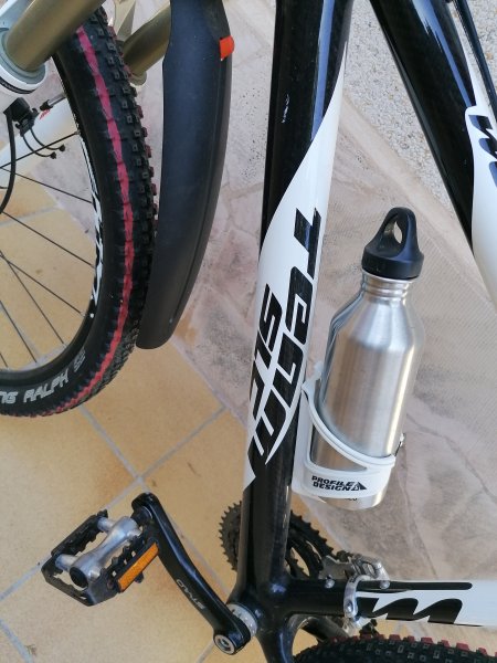 Neuwertiges Damen Carbon Mountainbike