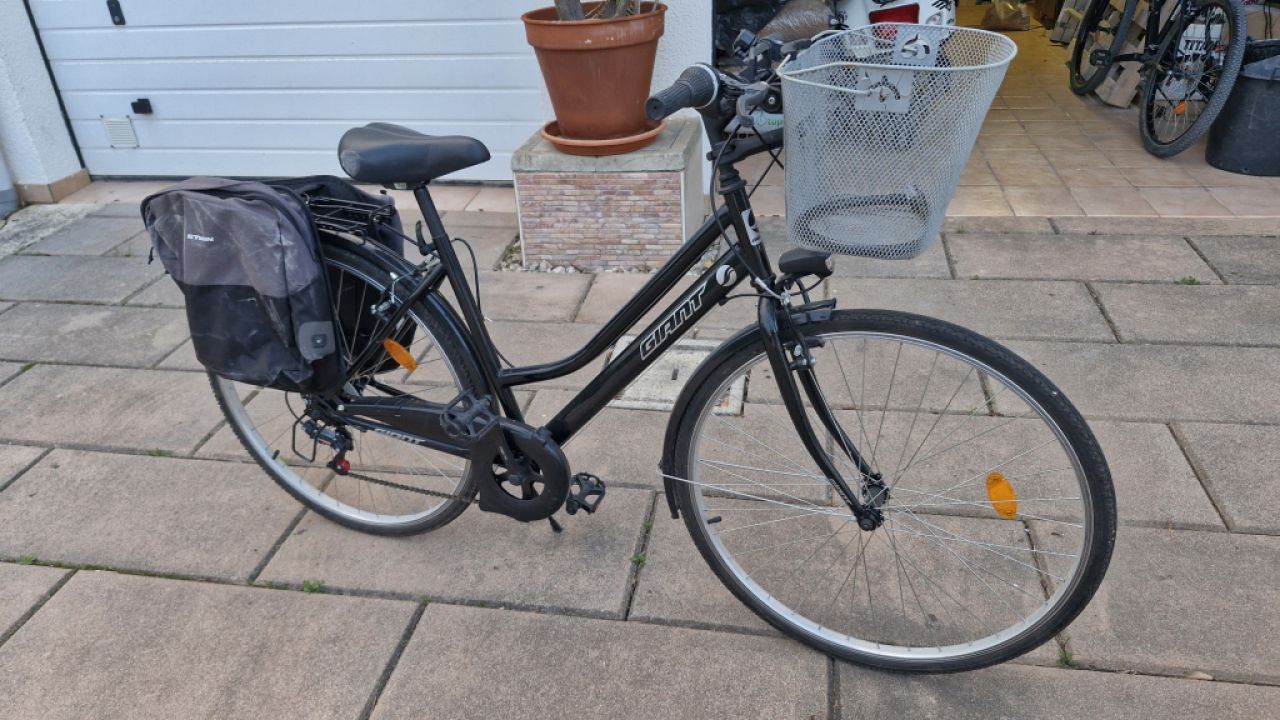 Neuwertiges Damenfahrrad 26 Zoll