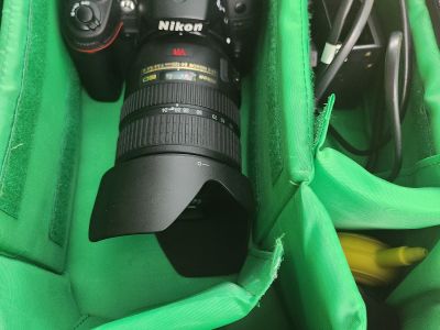 Nikon D 7000 mit Nikkor AF-S 24-120mm plus Zubehör