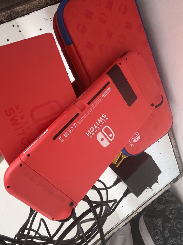 Nintendo Switch incl. Games, Controller / Set Handheld Game Console 15.8 cm (6.2") 32 GB