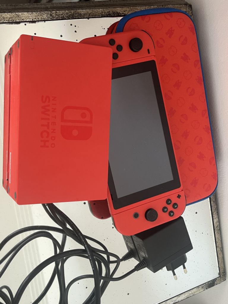 Nintendo Switch incl. Games, Controller / Set Handheld Game Console 15.8 cm (6.2") 32 GB