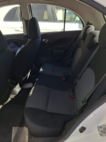 Nissan Micra weiß "Inselflitzer"